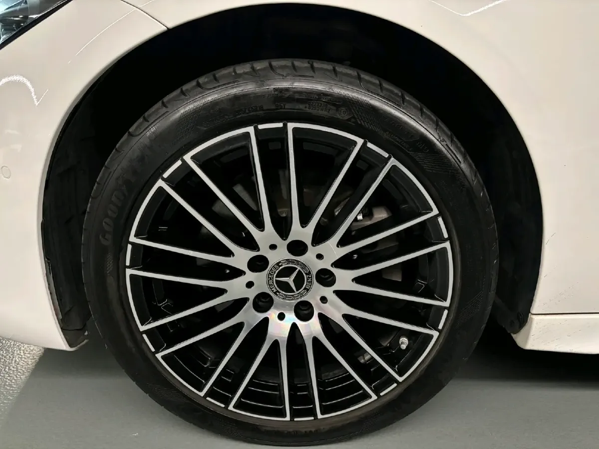 2022 Mercedes-Benz C Class 1.5T 204HP L4 9AT,autocango,china used car exporter,china ev exporter,chinese used car exporter,chinese used ev exporter