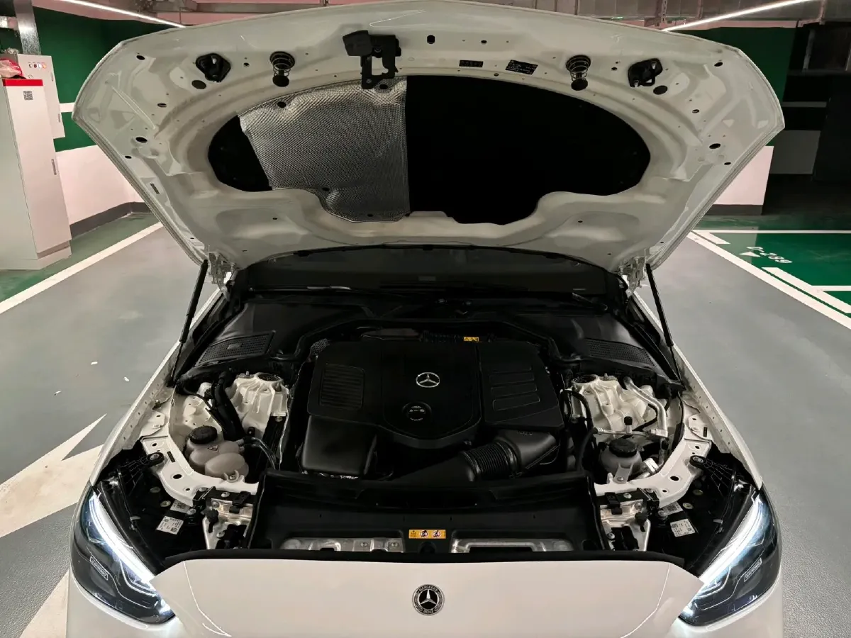 2022 Mercedes-Benz C Class 1.5T 204HP L4 9AT,autocango,china used car exporter,china ev exporter,chinese used car exporter,chinese used ev exporter