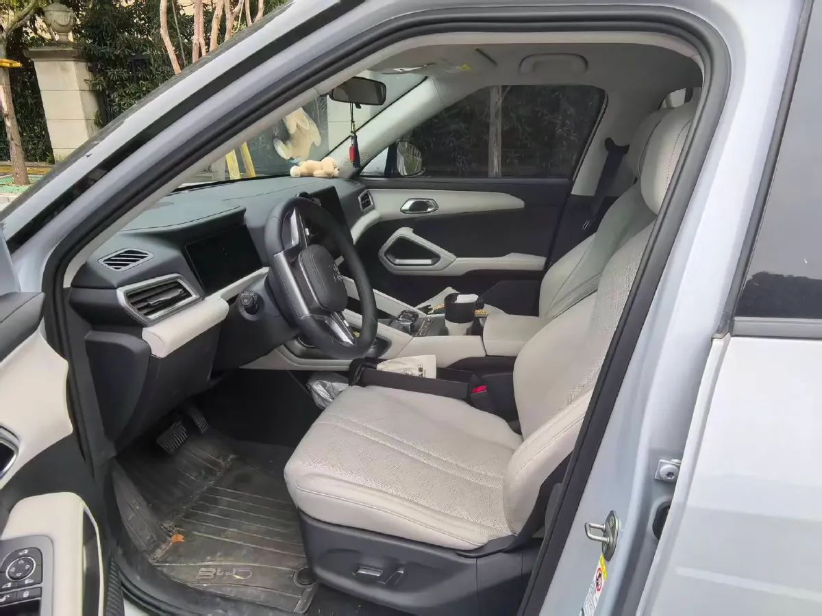 2024 BYD YuanUP BEV 45.12KWH,autocango,china used car exporter,china ev exporter,chinese used car exporter,chinese used ev exporter