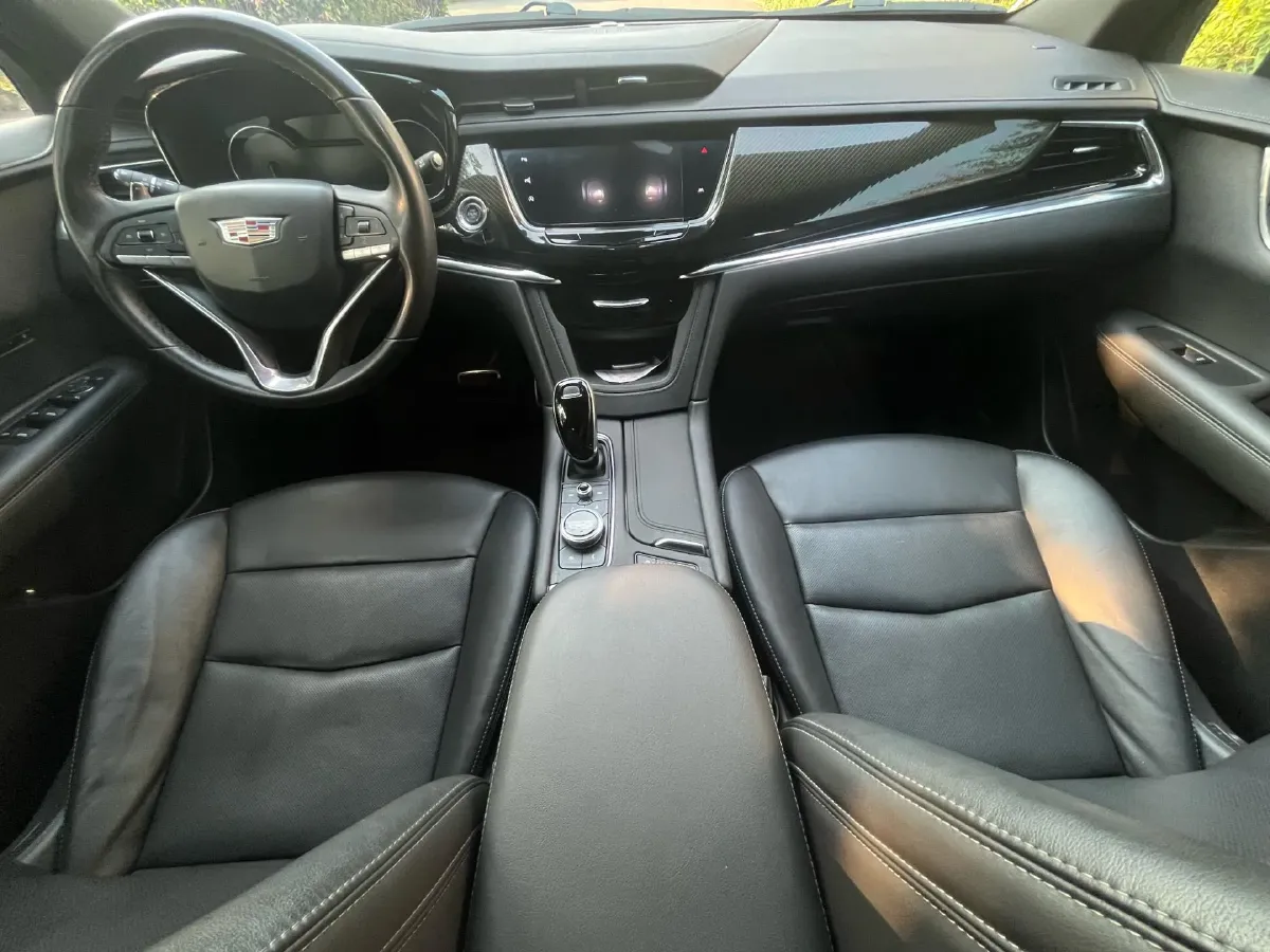 2020 Cadillac XT6 2.0T 237HP L4 9AT,autocango,china used car exporter,china ev exporter,chinese used car exporter,chinese used ev exporter