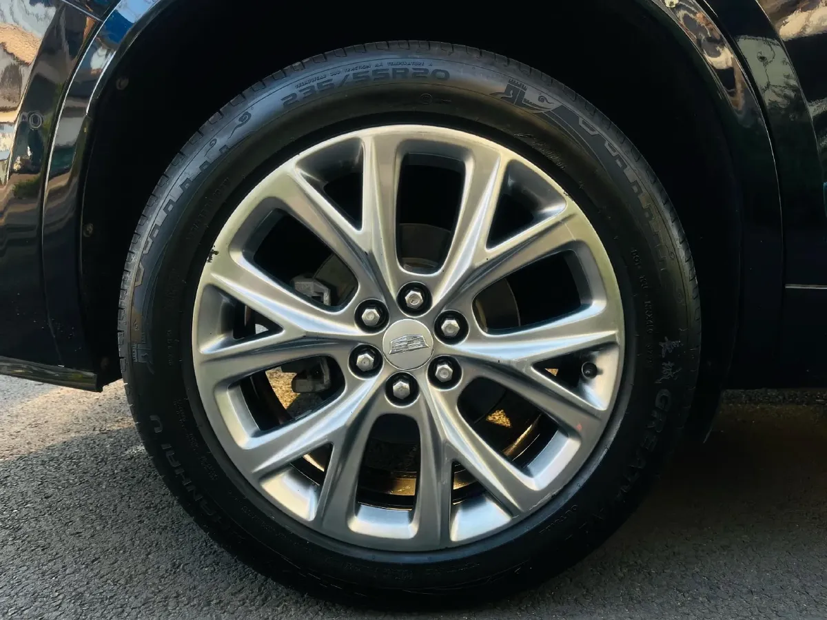 2020 Cadillac XT6 2.0T 237HP L4 9AT,autocango,china used car exporter,china ev exporter,chinese used car exporter,chinese used ev exporter