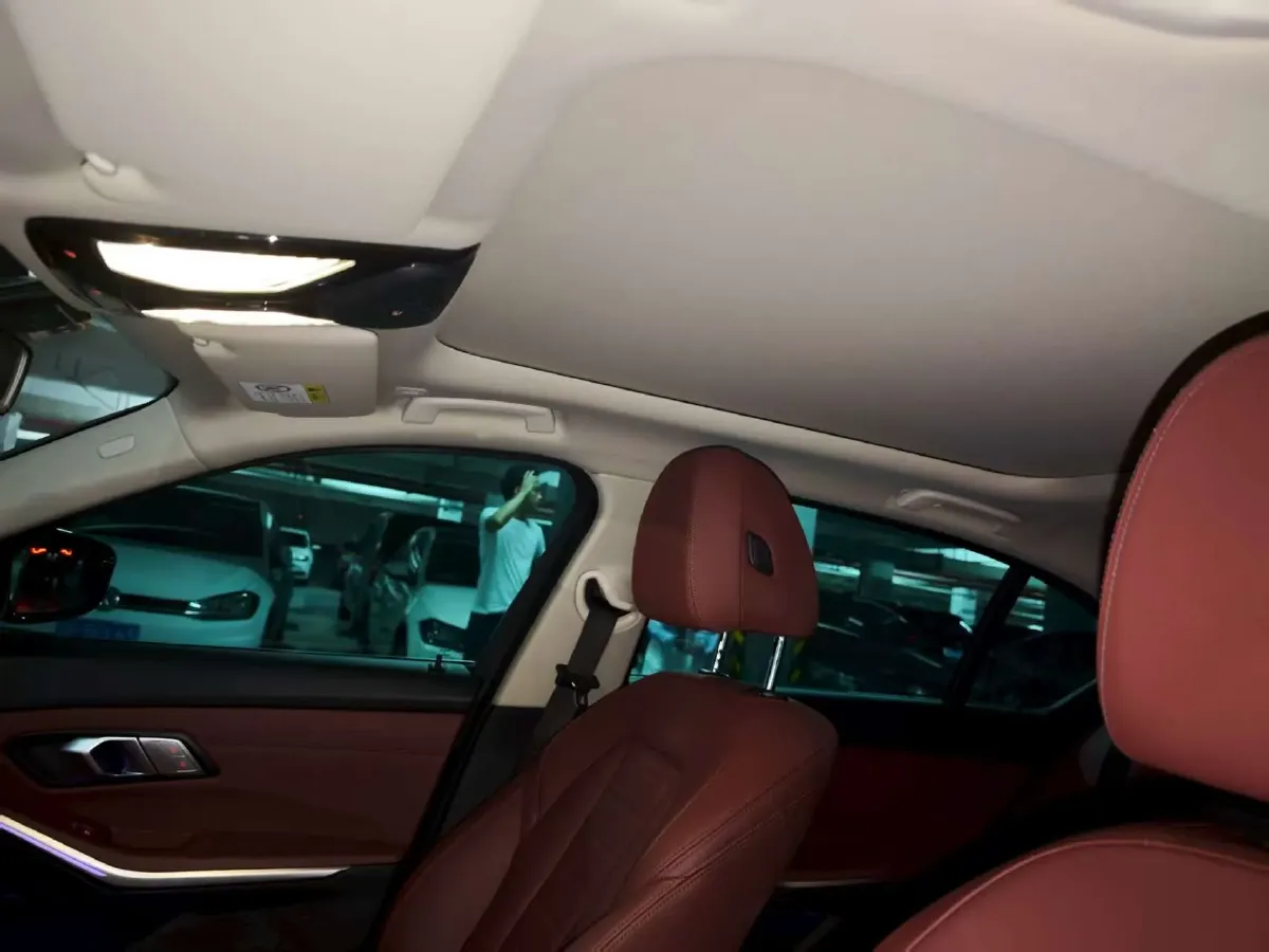 2021 BMW 3 Series 2.0T 184HP L4 8AT,autocango,china used car exporter,china ev exporter,chinese used car exporter,chinese used ev exporter