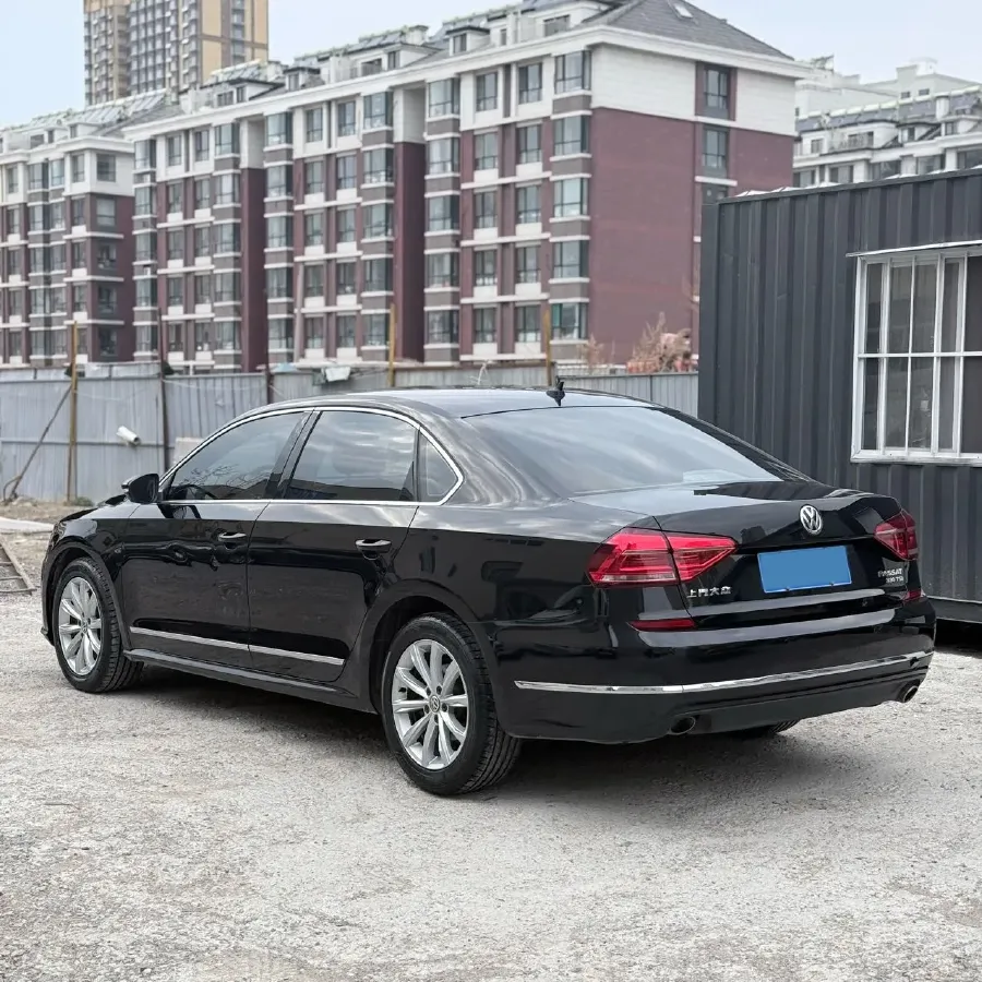 2017 Volkswagen Passat 1.8T 180HP L4 7DCT,autocango,china used car exporter,china ev exporter,chinese used car exporter,chinese used ev exporter