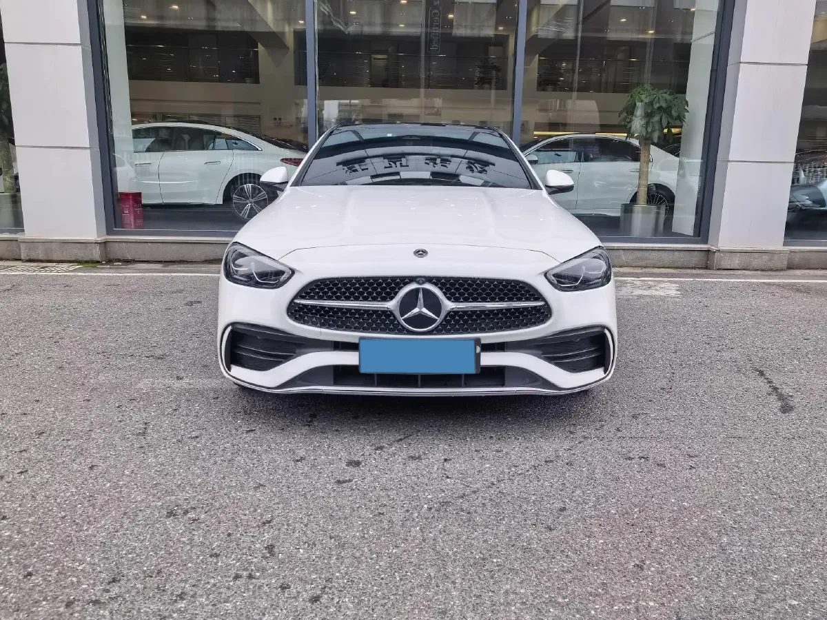 2025 Mercedes-Benz C Class 2.0T 204HP L4 9AT PHEV 25.4KWH,autocango,china used car exporter,china ev exporter,chinese used car exporter,chinese used ev exporter