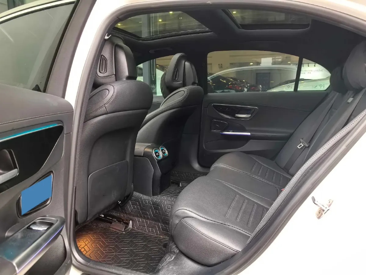 2025 Mercedes-Benz C Class 2.0T 204HP L4 9AT PHEV 25.4KWH,autocango,china used car exporter,china ev exporter,chinese used car exporter,chinese used ev exporter