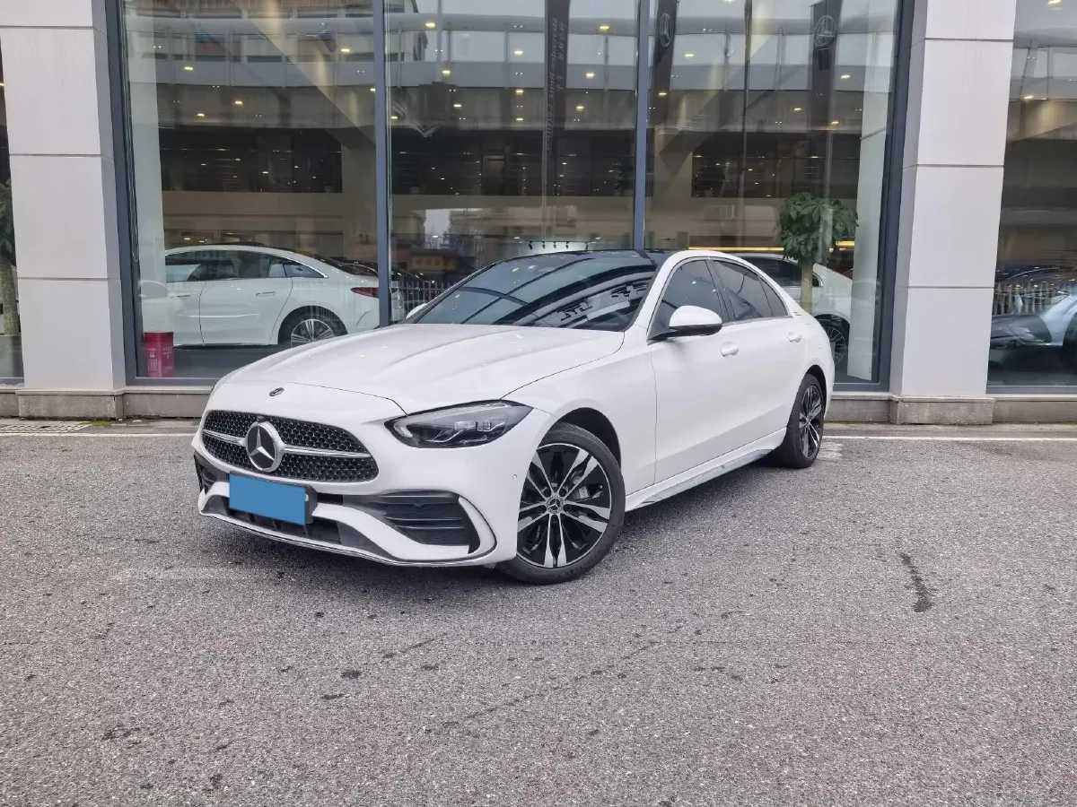 2025 Mercedes-Benz C Class 2.0T 204HP L4 9AT PHEV 25.4KWH,autocango,china used car exporter,china ev exporter,chinese used car exporter,chinese used ev exporter