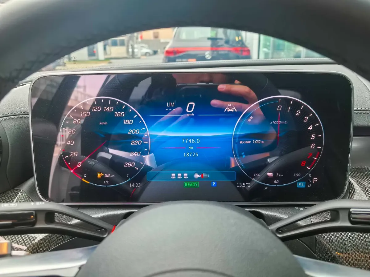 2025 Mercedes-Benz C Class 2.0T 204HP L4 9AT PHEV 25.4KWH,autocango,china used car exporter,china ev exporter,chinese used car exporter,chinese used ev exporter