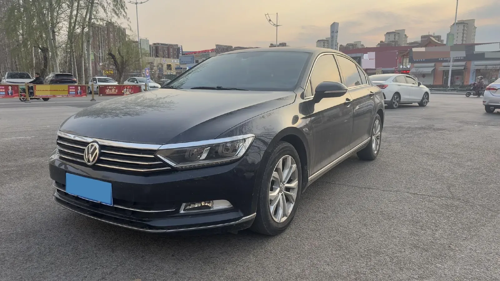 2019 Volkswagen Magotan 2.0T 186HP L4 7DCT,autocango,china used car exporter,china ev exporter,chinese used car exporter,chinese used ev exporter
