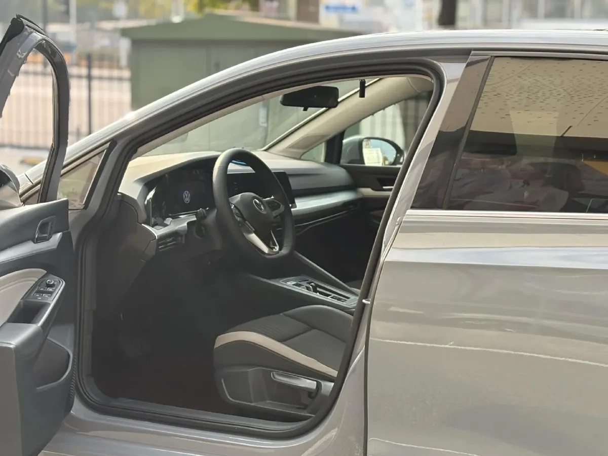 2021 Volkswagen Golf 1.4T 150HP L4 7DCT,autocango,china used car exporter,china ev exporter,chinese used car exporter,chinese used ev exporter