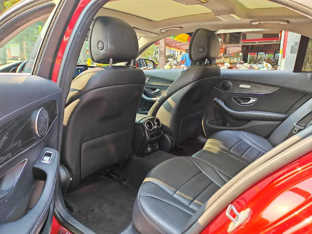 2021 Mercedes-Benz C Class 1.5T 156HP L4 9AT,autocango,china used car exporter,china ev exporter,chinese used car exporter,chinese used ev exporter