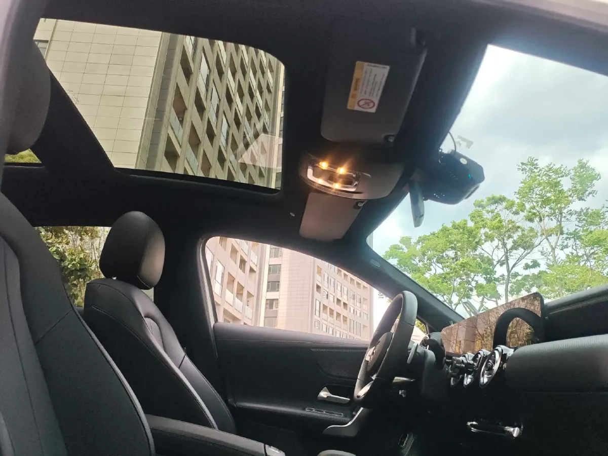 2022 Mercedes-Benz A Class 1.3T 163HP L4 7DCT,autocango,china used car exporter,china ev exporter,chinese used car exporter,chinese used ev exporter