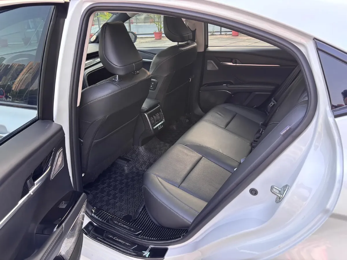 2024 Toyota Camry 2.0L 173HP L4 CVT,autocango,china used car exporter,china ev exporter,chinese used car exporter,chinese used ev exporter