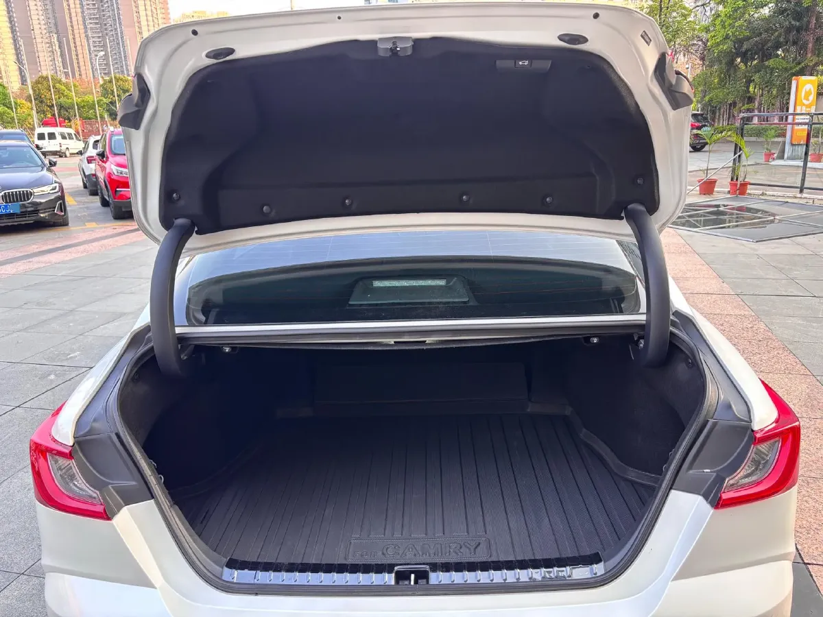 2024 Toyota Camry 2.0L 173HP L4 CVT,autocango,china used car exporter,china ev exporter,chinese used car exporter,chinese used ev exporter