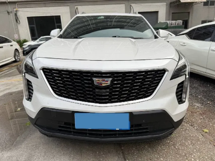 2022 Cadillac XT4 2.0T 237HP L4 9AT,autocango,china used car exporter,china ev exporter,chinese used car exporter,chinese used ev exporter