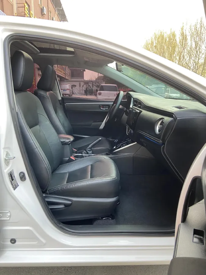 2020 Toyota Corolla Hybird E+ 1.8L 99HP L4 E-CVT PHEV 10.5KWH,autocango,china used car exporter,china ev exporter,chinese used car exporter,chinese used ev exporter