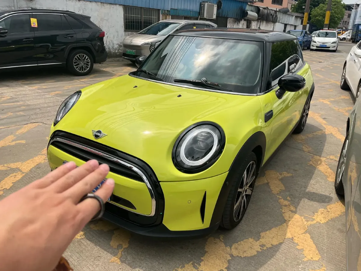 2023 MINI MINI 1.5T 136HP L3 7DCT,autocango,china used car exporter,china ev exporter,chinese used car exporter,chinese used ev exporter