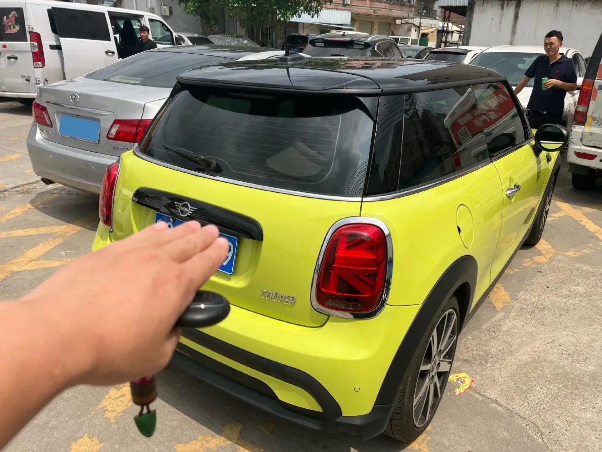 2023 MINI MINI 1.5T 136HP L3 7DCT,autocango,china used car exporter,china ev exporter,chinese used car exporter,chinese used ev exporter