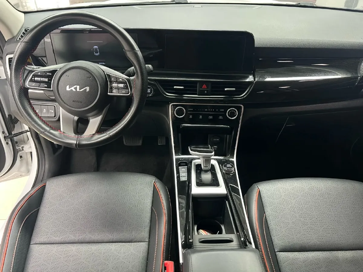 2023 Kia Seltos 1.5L 115HP L4 CVT,autocango,china used car exporter,china ev exporter,chinese used car exporter,chinese used ev exporter