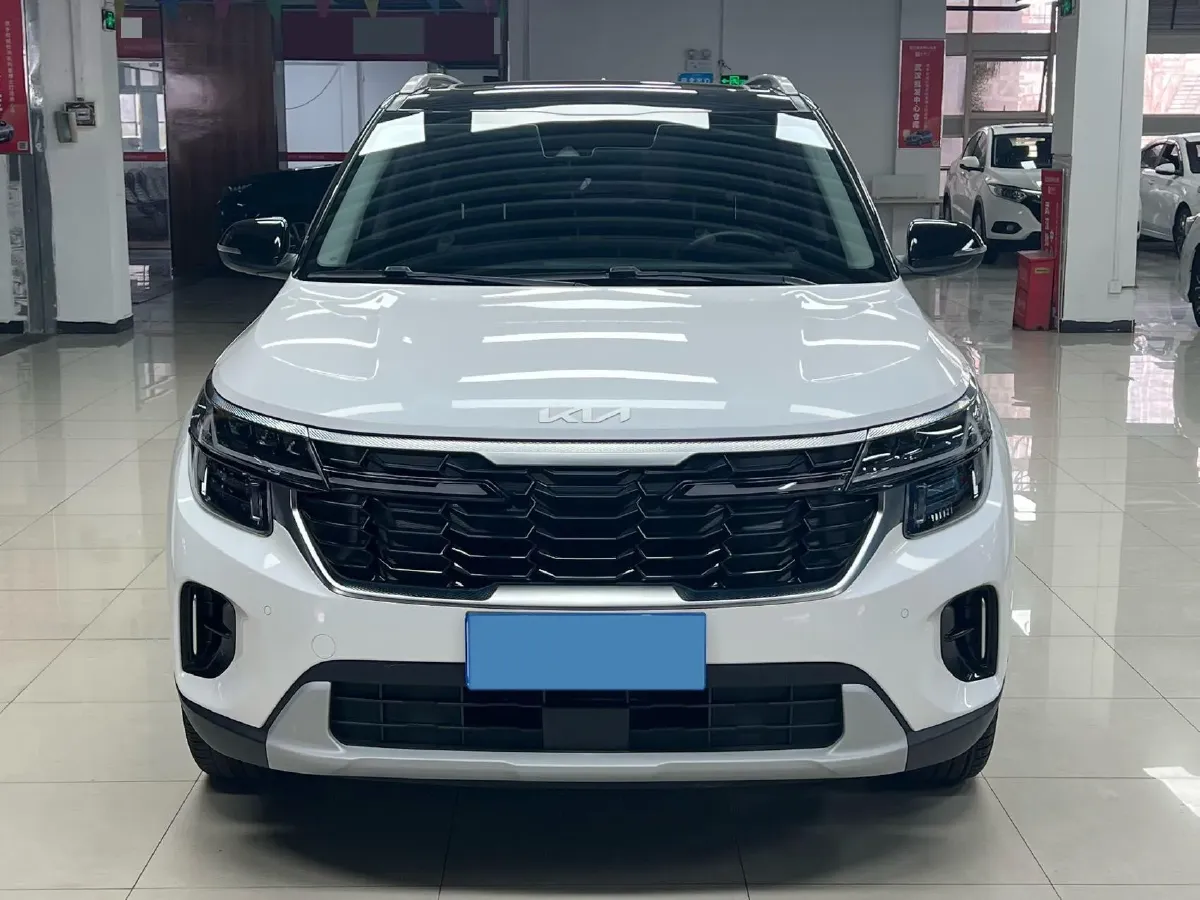 2023 Kia Seltos 1.5L 115HP L4 CVT,autocango,china used car exporter,china ev exporter,chinese used car exporter,chinese used ev exporter
