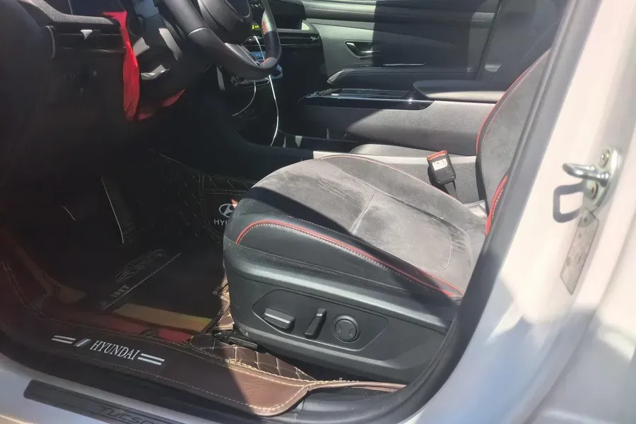 2025 MAXUS XinTu V70 2.0T 150HP L4 9AT,autocango,china used car exporter,china ev exporter,chinese used car exporter,chinese used ev exporter