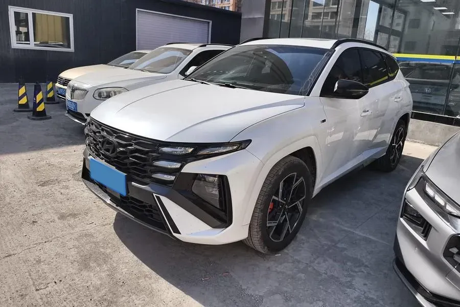 2025 MAXUS XinTu V70 2.0T 150HP L4 9AT,autocango,china used car exporter,china ev exporter,chinese used car exporter,chinese used ev exporter