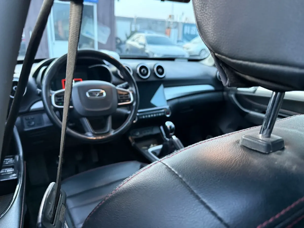 2017 KaiYi X3 1.6L 126HP L4 5MT,autocango,china used car exporter,china ev exporter,chinese used car exporter,chinese used ev exporter