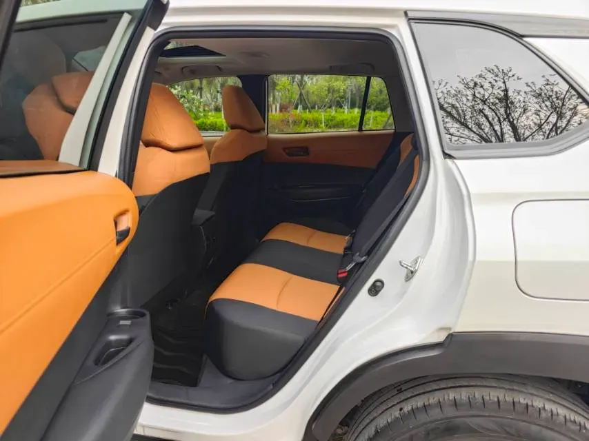 2022 Toyota Corolla Cross 2.0L 171HP L4 CVT,autocango,china used car exporter,china ev exporter,chinese used car exporter,chinese used ev exporter