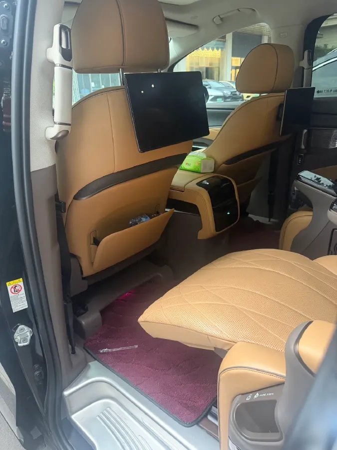 2022 Mercedes-Benz GLC Class 2.0T 197HP L4 9AT,autocango,china used car exporter,china ev exporter,chinese used car exporter,chinese used ev exporter