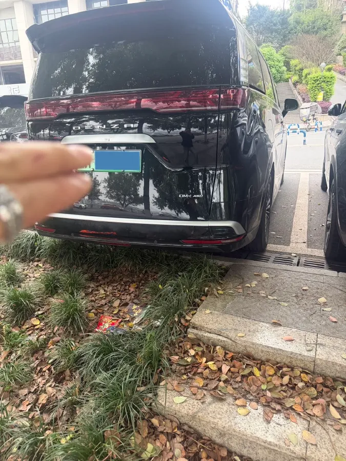 2022 Mercedes-Benz GLC Class 2.0T 197HP L4 9AT,autocango,china used car exporter,china ev exporter,chinese used car exporter,chinese used ev exporter