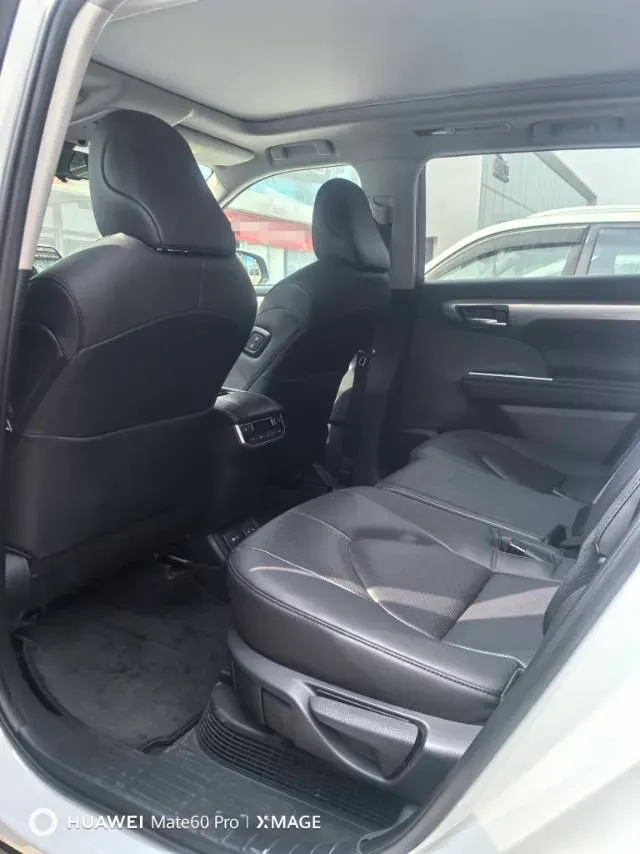 2024 Toyota Highlander 2.5L 189HP L4 E-CVT Hybrid,autocango,china used car exporter,china ev exporter,chinese used car exporter,chinese used ev exporter