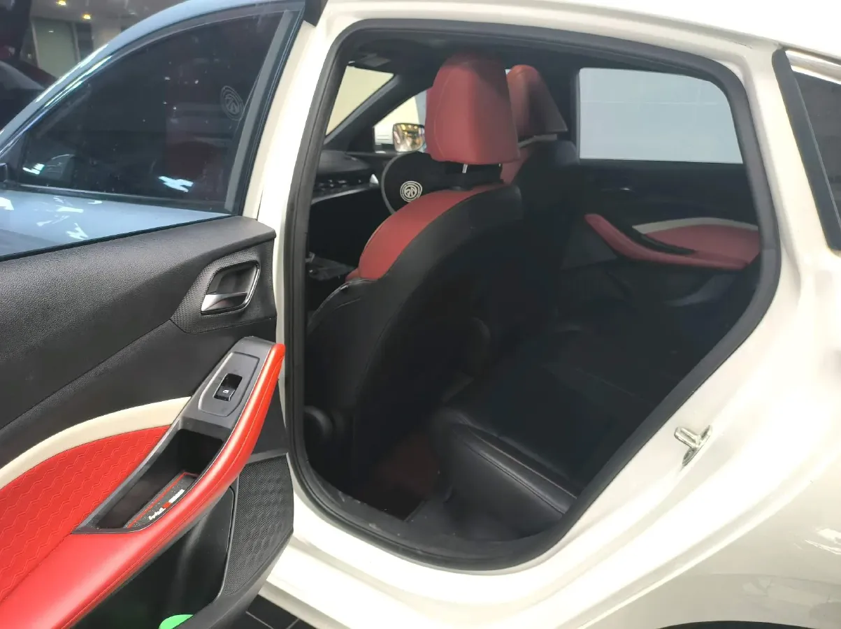 2021 MG 5 1.5L 120HP L4 CVT,autocango,china used car exporter,china ev exporter,chinese used car exporter,chinese used ev exporter