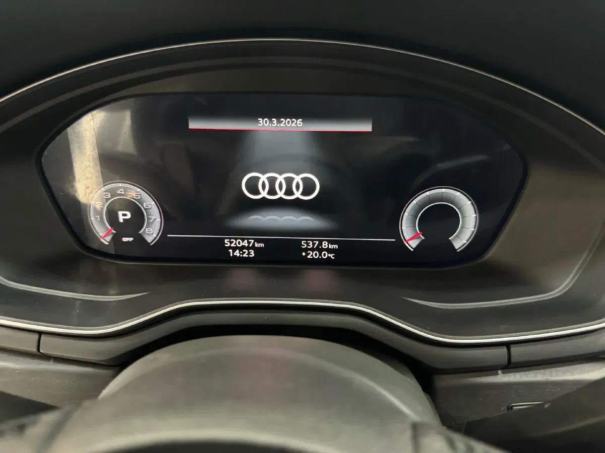2023 Audi A4L 2.0T 190HP L4 7DCT,autocango,china used car exporter,china ev exporter,chinese used car exporter,chinese used ev exporter