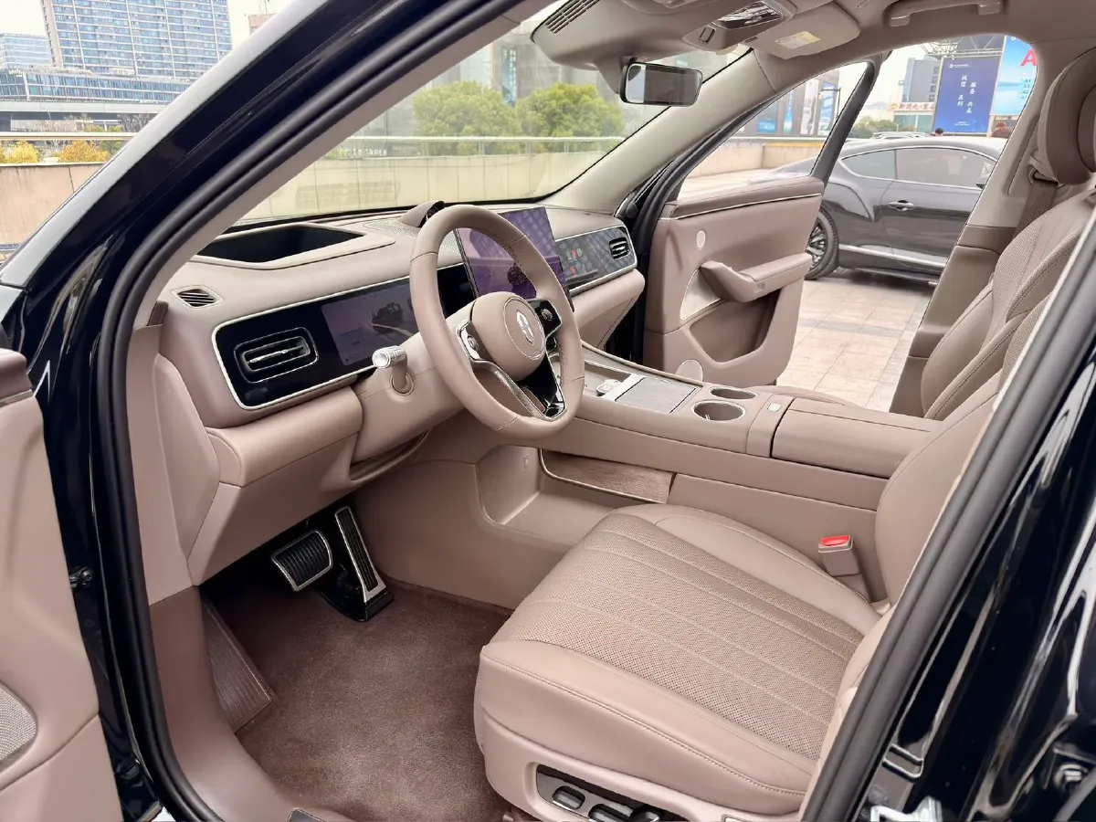 2026 AITO AITO M7 REEV 160HP REEV,autocango,china used car exporter,china ev exporter,chinese used car exporter,chinese used ev exporter