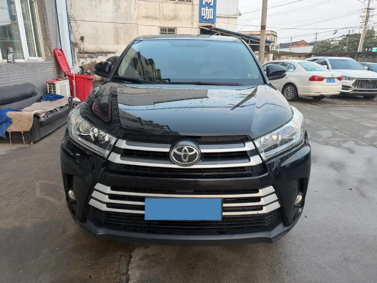 2018 Toyota Highlander 2.0T 220HP L4 6AT,autocango,china used car exporter,china ev exporter,chinese used car exporter,chinese used ev exporter