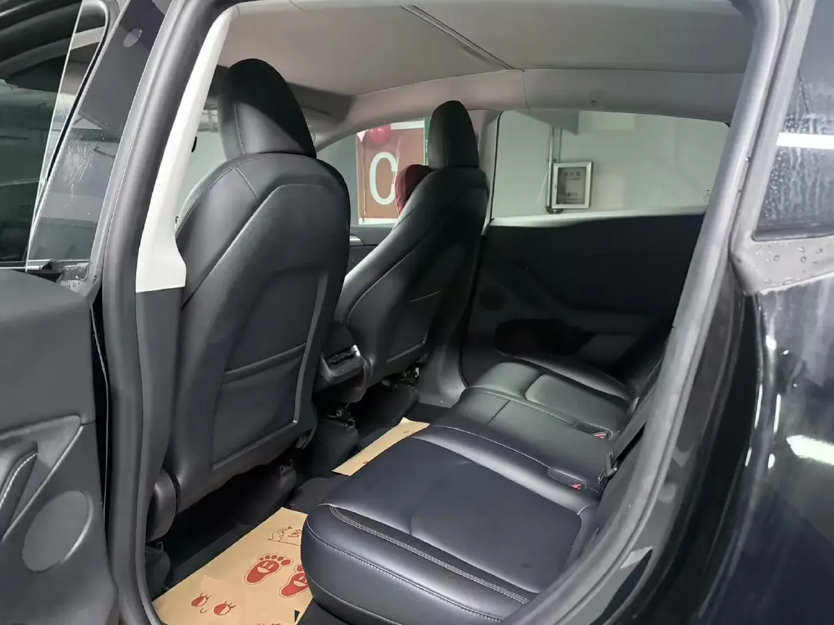 2022 Tesla Model Y BEV 60KWH,autocango,china used car exporter,china ev exporter,chinese used car exporter,chinese used ev exporter