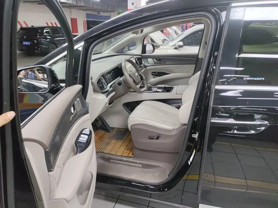 2023 Denza D9 1.5T 139HP L4 E-CVT PHEV 20.39KWH,autocango,china used car exporter,china ev exporter,chinese used car exporter,chinese used ev exporter