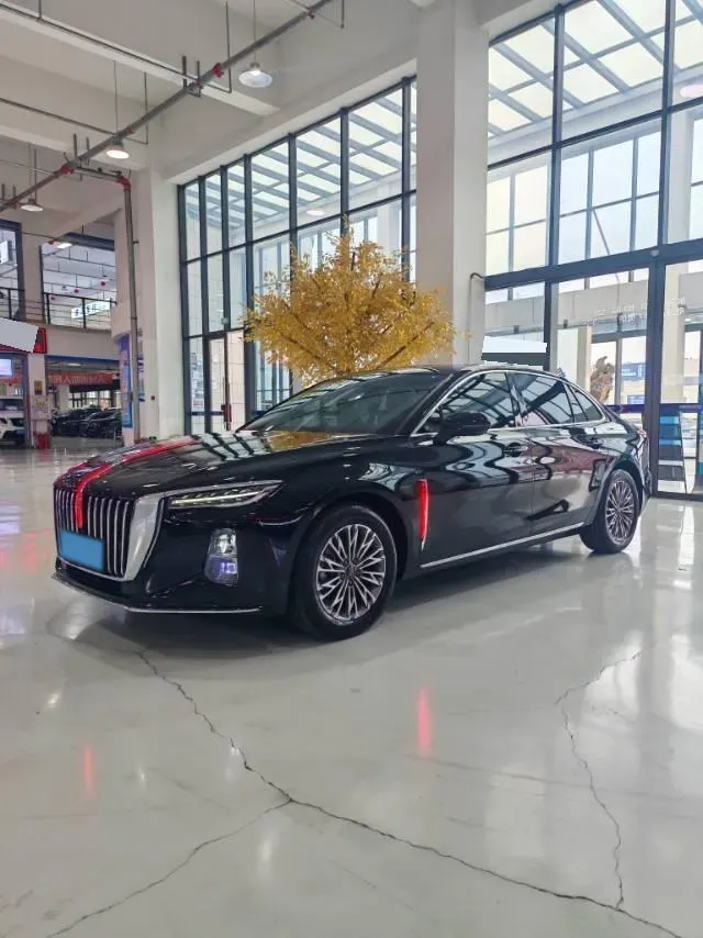 2023 HongQi H5 2.0T 224HP L4 8AT,autocango,china used car exporter,china ev exporter,chinese used car exporter,chinese used ev exporter