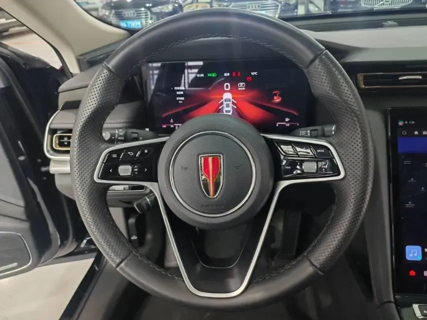 2023 HongQi H5 2.0T 224HP L4 8AT,autocango,china used car exporter,china ev exporter,chinese used car exporter,chinese used ev exporter