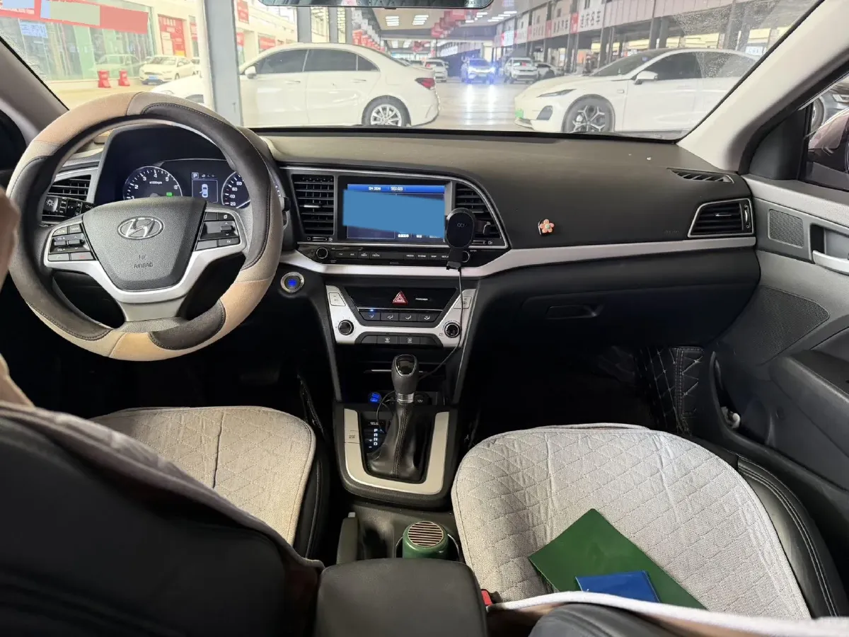 2016 Hyundai Elantra 1.6L 130HP L4 6AT,autocango,china used car exporter,china ev exporter,chinese used car exporter,chinese used ev exporter