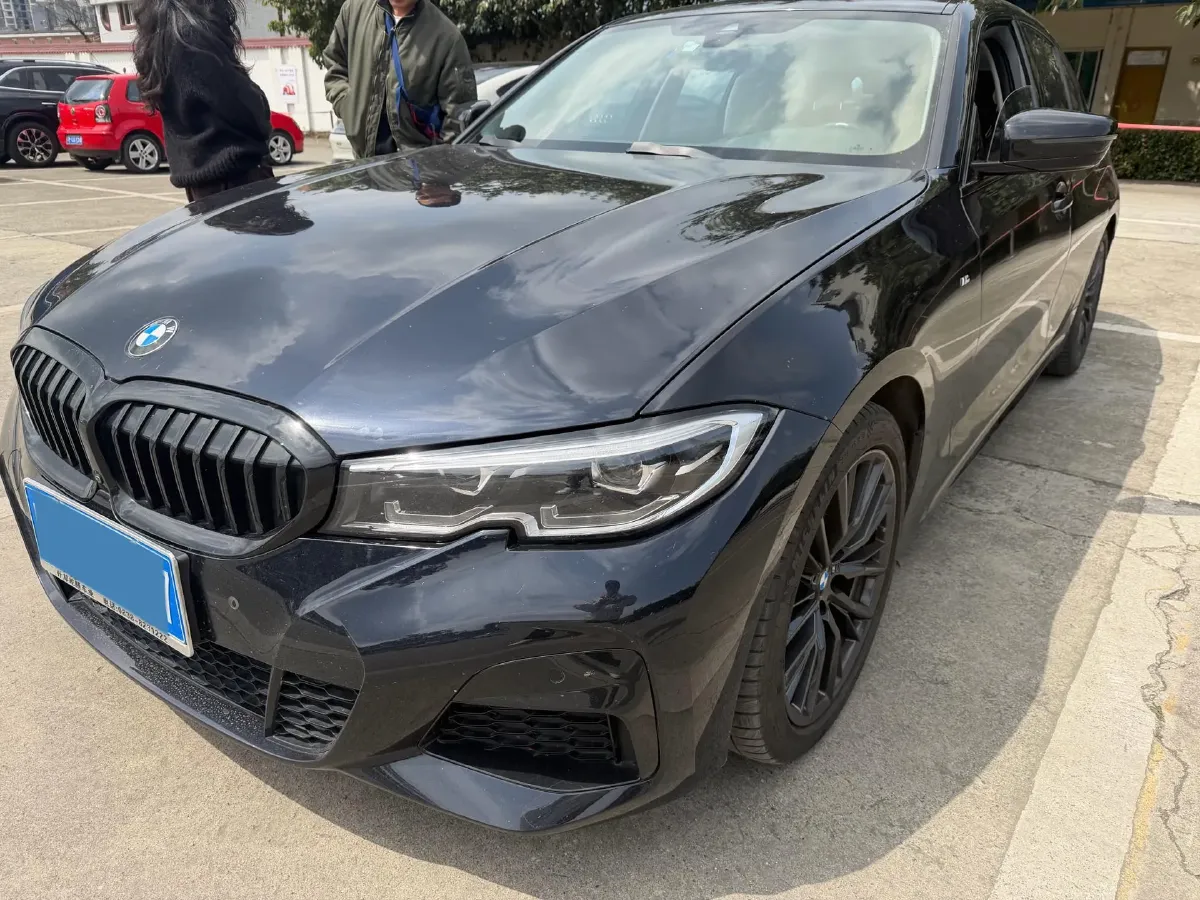 2022 BMW 3 Series 2.0T 184HP L4 8AT,autocango,china used car exporter,china ev exporter,chinese used car exporter,chinese used ev exporter