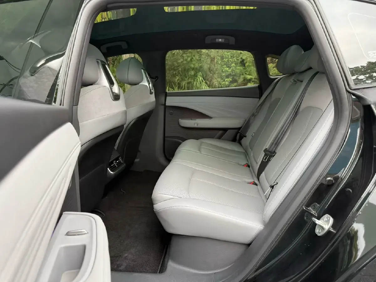 2025 Nissan N7 BEV,autocango,china used car exporter,china ev exporter,chinese used car exporter,chinese used ev exporter