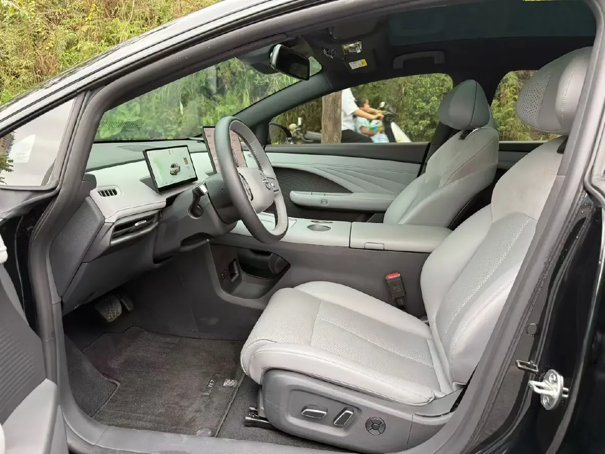 2025 Nissan N7 BEV,autocango,china used car exporter,china ev exporter,chinese used car exporter,chinese used ev exporter