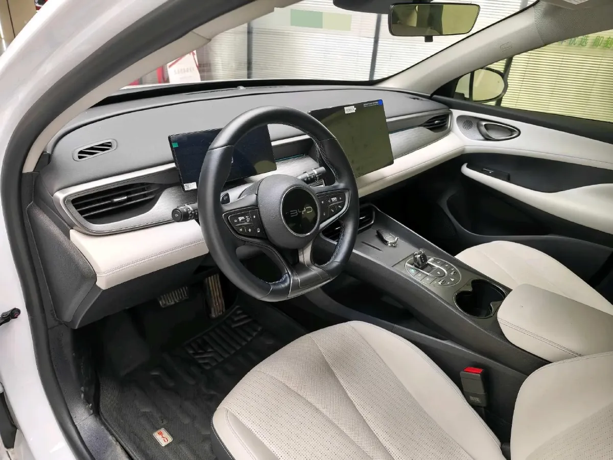 2025 BYD Seal05 DM-i 1.5L 101HP L4 E-CVT PHEV 15.87KWH,autocango,china used car exporter,china ev exporter,chinese used car exporter,chinese used ev exporter