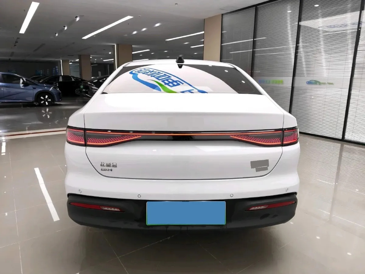 2025 BYD Seal05 DM-i 1.5L 101HP L4 E-CVT PHEV 15.87KWH,autocango,china used car exporter,china ev exporter,chinese used car exporter,chinese used ev exporter