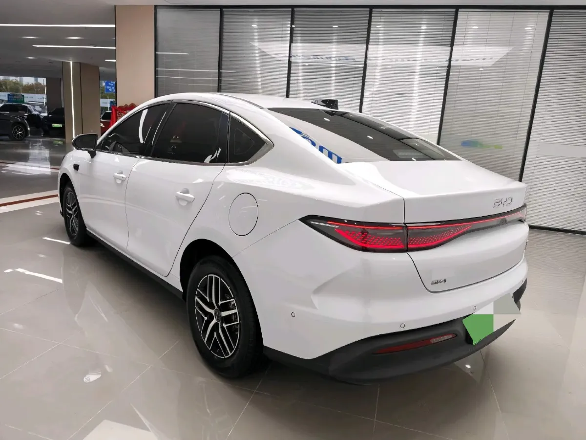 2025 BYD Seal05 DM-i 1.5L 101HP L4 E-CVT PHEV 15.87KWH,autocango,china used car exporter,china ev exporter,chinese used car exporter,chinese used ev exporter
