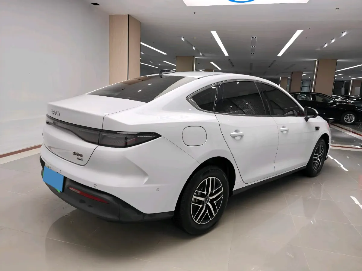 2025 BYD Seal05 DM-i 1.5L 101HP L4 E-CVT PHEV 15.87KWH,autocango,china used car exporter,china ev exporter,chinese used car exporter,chinese used ev exporter