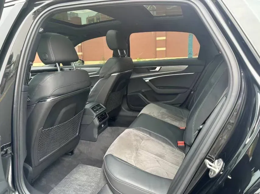 2020 Audi A6L 2.0T 252HP L4 7DCT PHEV 14.1KWH,autocango,china used car exporter,china ev exporter,chinese used car exporter,chinese used ev exporter