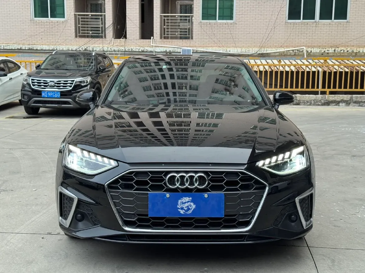 2020 Audi A4L 2.0T 190HP L4 7DCT,autocango,china used car exporter,china ev exporter,chinese used car exporter,chinese used ev exporter