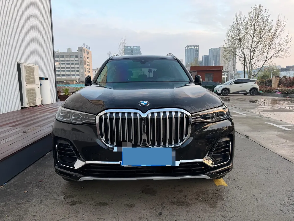 2022 BMW X7 3.0T 340HP L6 8AT,autocango,china used car exporter,china ev exporter,chinese used car exporter,chinese used ev exporter