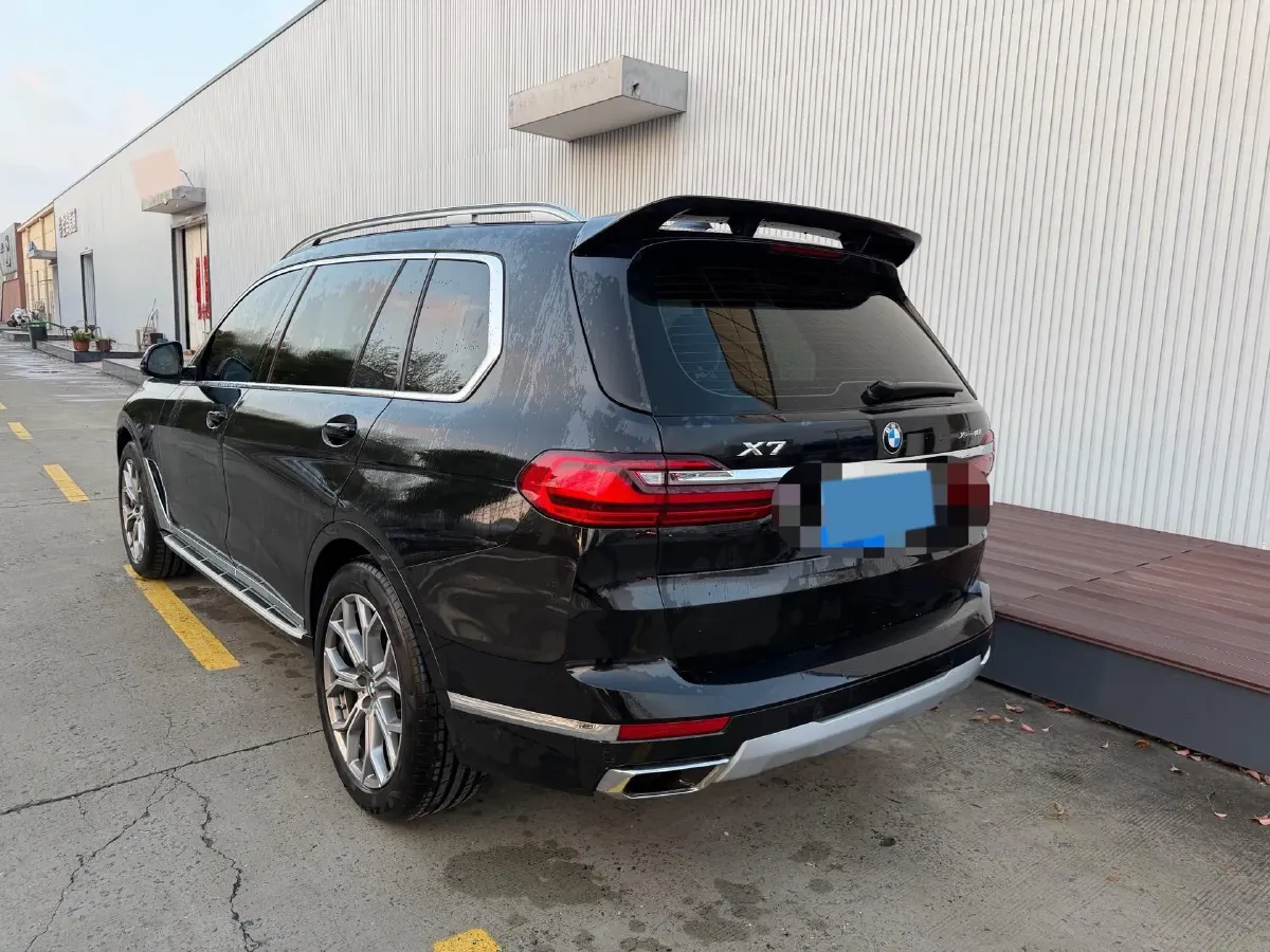 2022 BMW X7 3.0T 340HP L6 8AT,autocango,china used car exporter,china ev exporter,chinese used car exporter,chinese used ev exporter